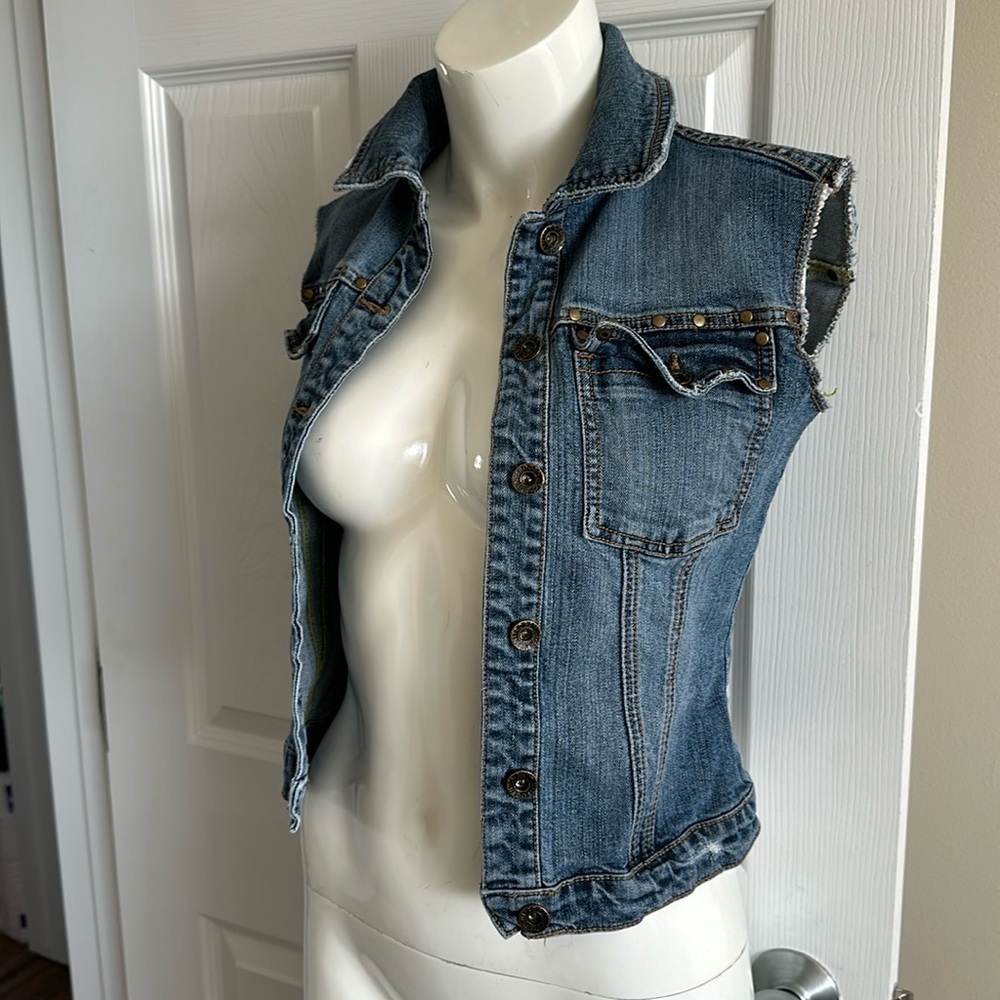 Nitrogen signature XS denim jean jacket with embroidery bird and nature back